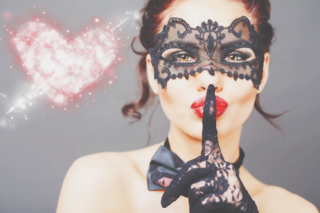 12星座【ハート泥棒】ランキング　蟹座は自然なボディタッチで相手の心を奪う！