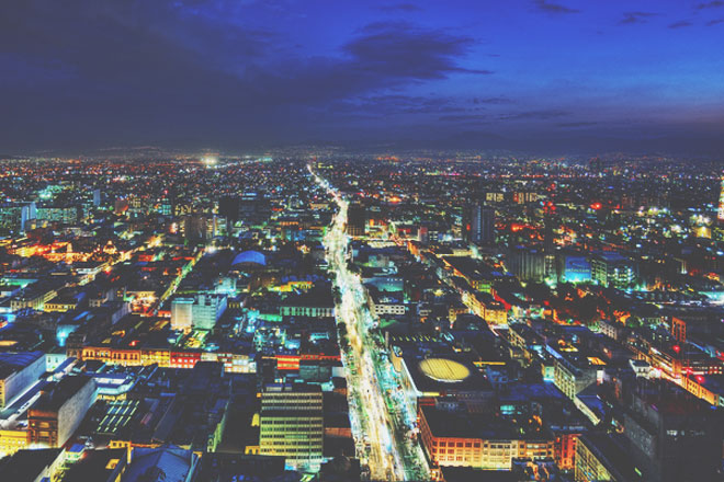 【心理テスト】展望台からの夜景、目立っていたものは？　答えでわかるあなたに必要な癒やし