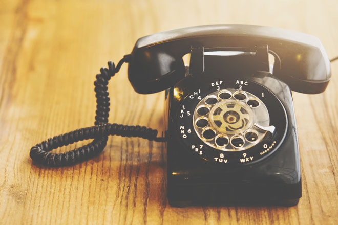 【10月の開運壁紙】恋愛運は「電話」、金運は「スズムシ」の写真で運気アップ！