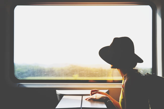 【心理テスト】車窓から見えた景色でわかる、あなたが後悔していること