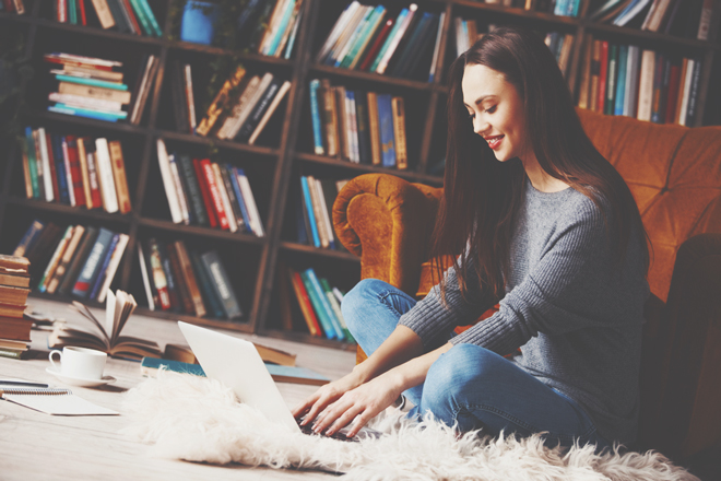 12星座【小説家に憧れる】ランキング　魚座は豊か過ぎる妄想力を執筆に応用！