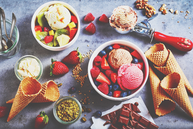 【4月の開運壁紙】恋愛運は「アイスクリーム」、金運は「ご神木」の画像で運気アップ！