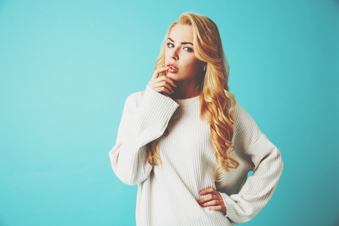 星座グループ別【恋をためらう理由】双子座・天秤座・水瓶座は自由を奪われそうで……