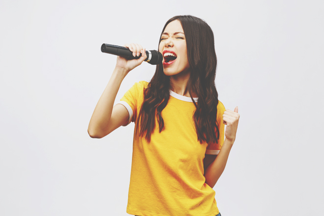 【心理テスト】カラオケのシメに歌いたい曲でわかる、あなたが訴えたい本当の自分