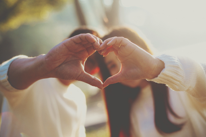 【心理テスト】あの人から届いたバラは何色？　答えでわかる本当に出会いたい恋の相手