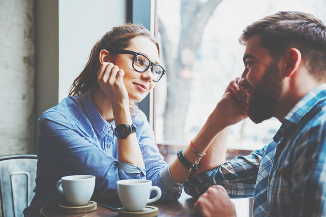 12星座【恋の駆け引き上手】ランキング　天秤座は絶妙な距離感で相手を誘惑！