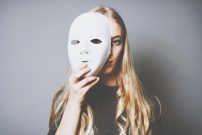 生まれた日でわかる【裏の顔】8日生まれは横暴で傍若無人な一面あり！