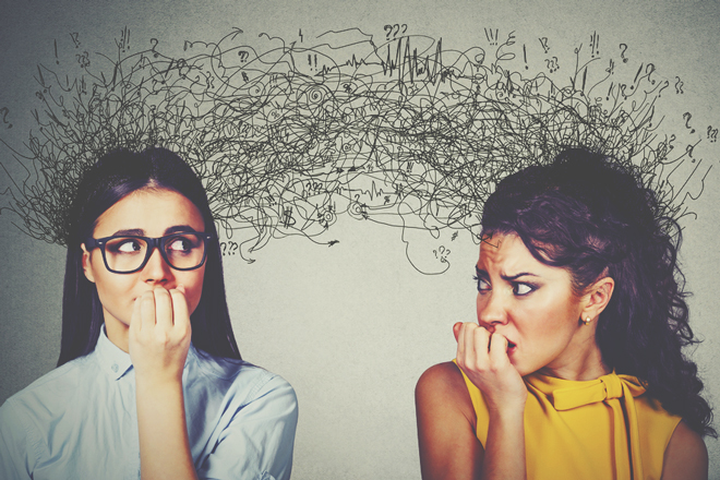 血液型【気まずい会話】あるある　B型は興味のない世間話にむずむずする！