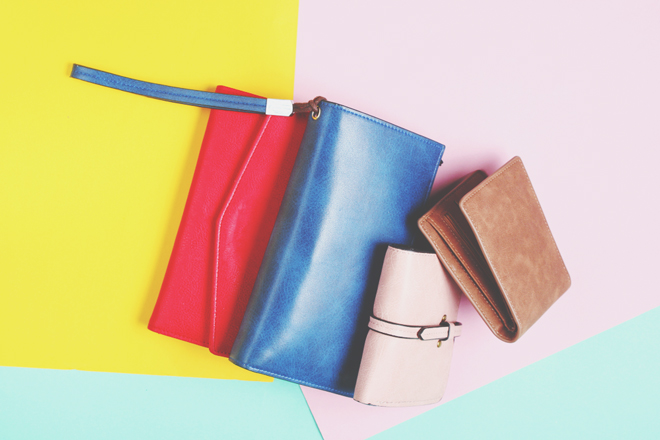 九星別【2021年開運財布】四緑木星ライトブルーの財布、九紫火星はピンクの財布で金運アップ！