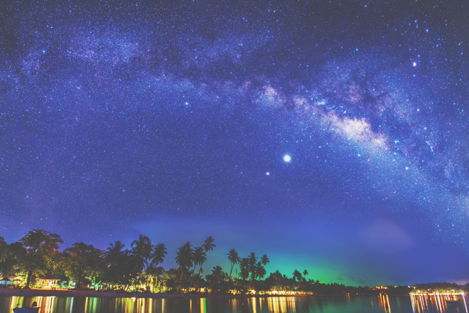 12月15日は射手座の日食新月　今年最後の新月に願って、理想の未来を手に入れよう！