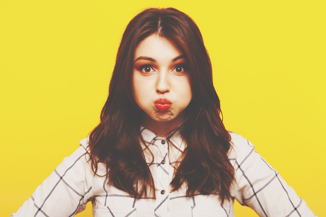 【心理テスト】神様のお告げで宝くじを購入、その後の行動でわかるあなたの頑固さ