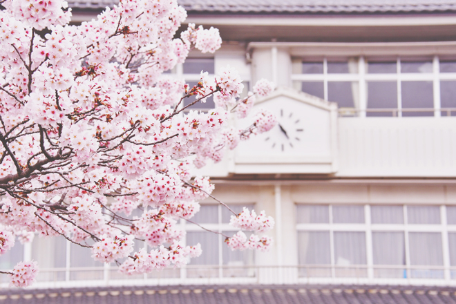 【心理テスト】「ほほえましい新入生」といえば？　答えでわかるあなたの自信度