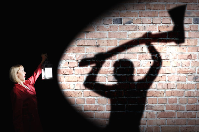 【夢占い】殺される夢って、実は吉夢？ 状況別７パターンを解説