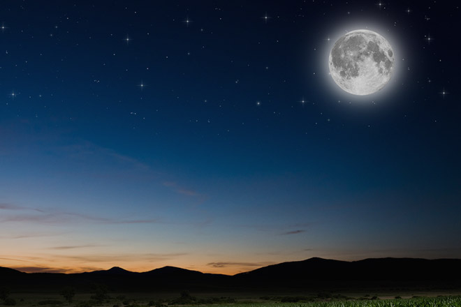 5月16日は蠍座の月食満月　執着心を手放して新しい自分に生まれ変わろう！