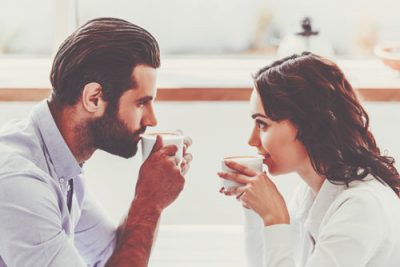 【無料占い】友達以上恋人未満？　誕生日で占う、あの人と私の今の関係