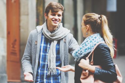 12星座【道で声をかけてくる人】あるある　牡牛座はお年寄り、獅子座はアンケート調査員！