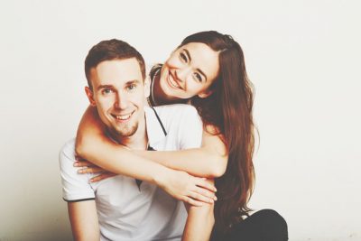 彼の星座グループ別【恋の攻略法】牡羊座・獅子座・射手座男性にはわかりやすいアピールを！