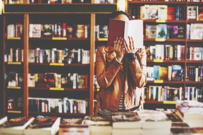 【心理テスト】本屋で何気なく手にした本でわかる、あなたが抱く野心の度合い