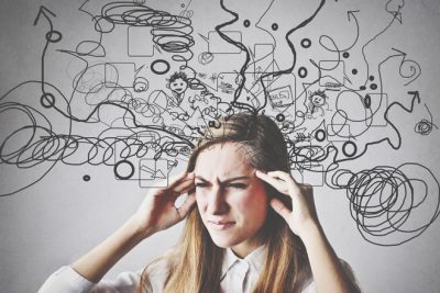 血液型【考えすぎる人】ランキング　A型は同じ言葉がリフレイン、AB型は思考の迷路をさまよう！