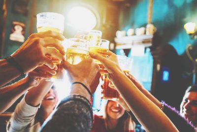 【心理テスト】忘年会の店選びでわかる、あなたのリーダータイプ